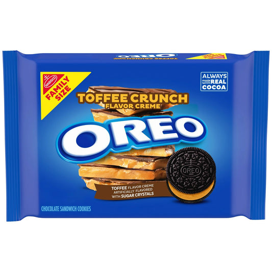 OREO Galletas Sándwich de Chocolate con Crema de Caramelo Toffee y Cristales de Azúcar, Tamaño Familiar, 17 oz